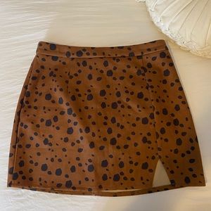 Boutique mini skirt